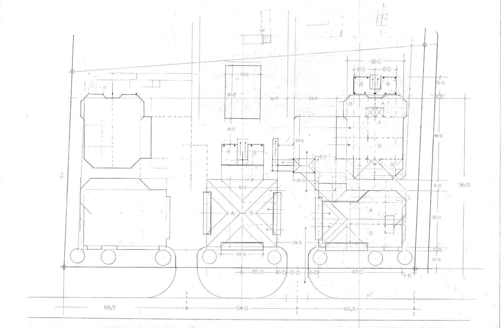 A drawing of a house with many windows.